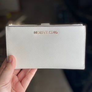 Michael Kors Wallet Brand New! Cream Colored